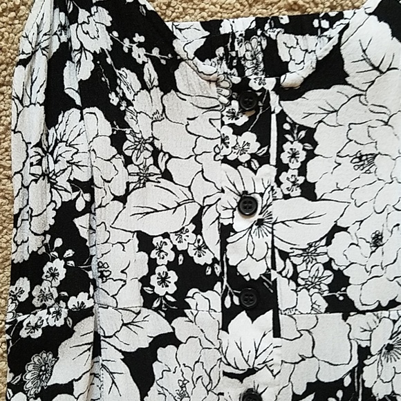 Sun dress - Picture 2 of 3